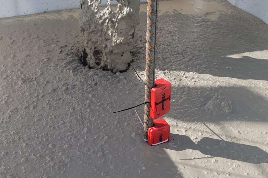 Sensores Monsec durante el vaciado del hormigón